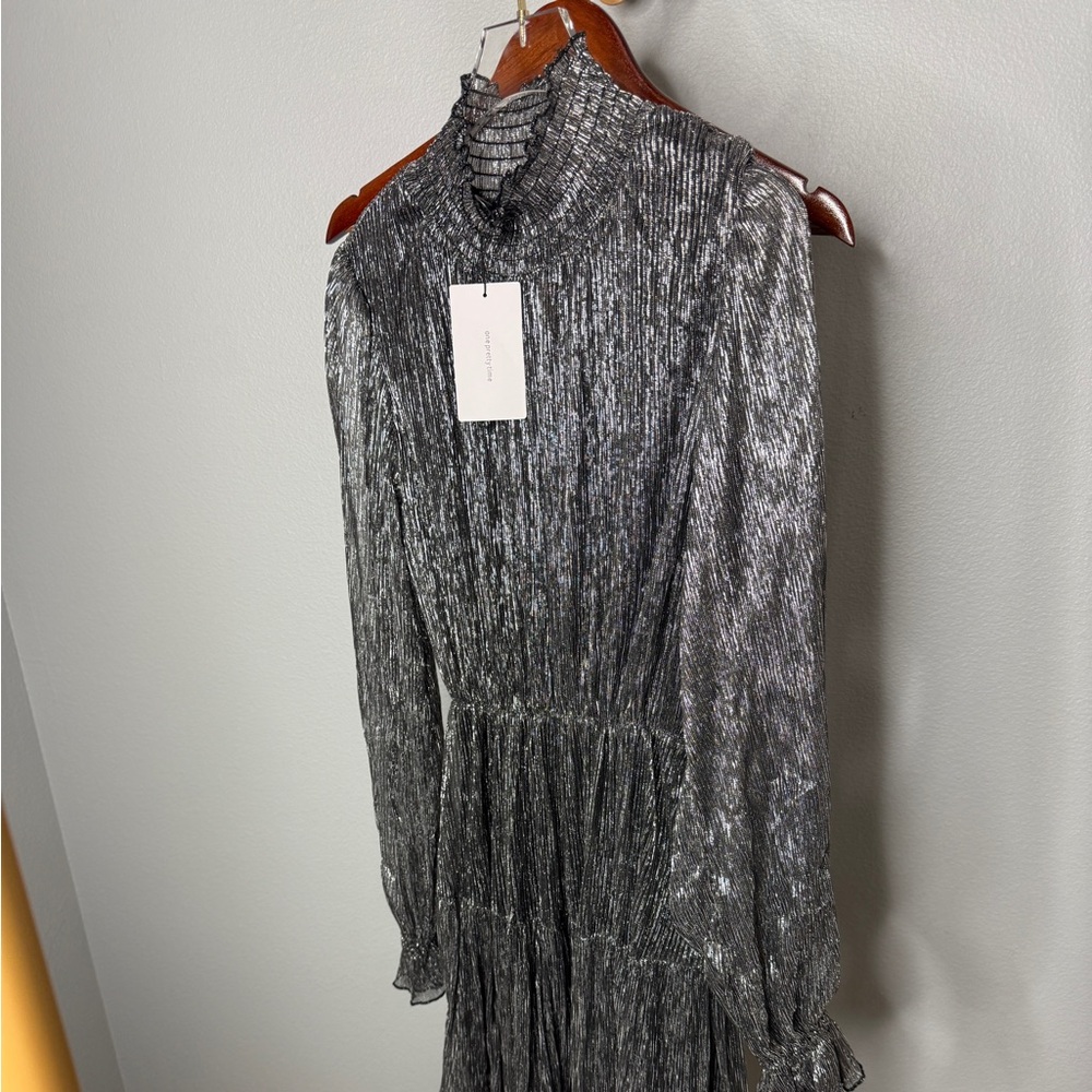 ✨ NWT O.P.T Lluvia Dress in Silver – Size Small ✨
